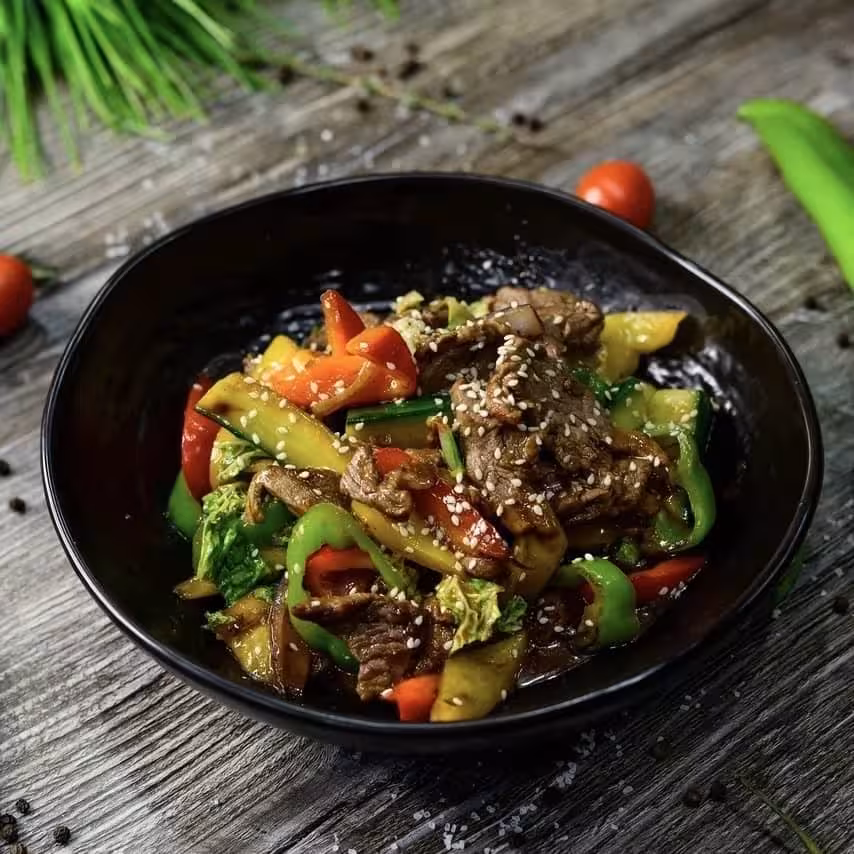 Фото Говядина по-тайски с овощами